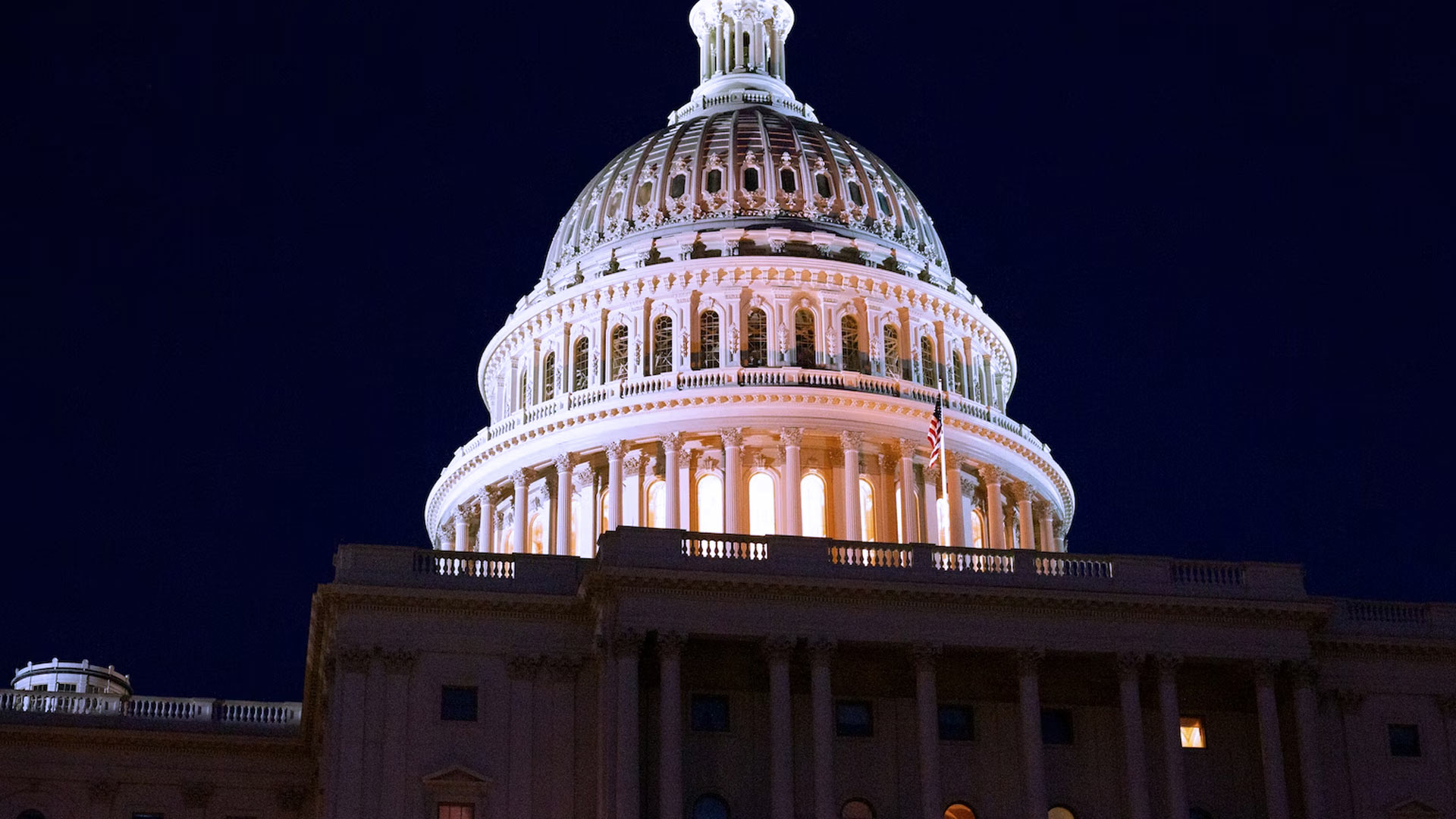 How To Sell To The Federal Government [A Step-by-Step Guide]